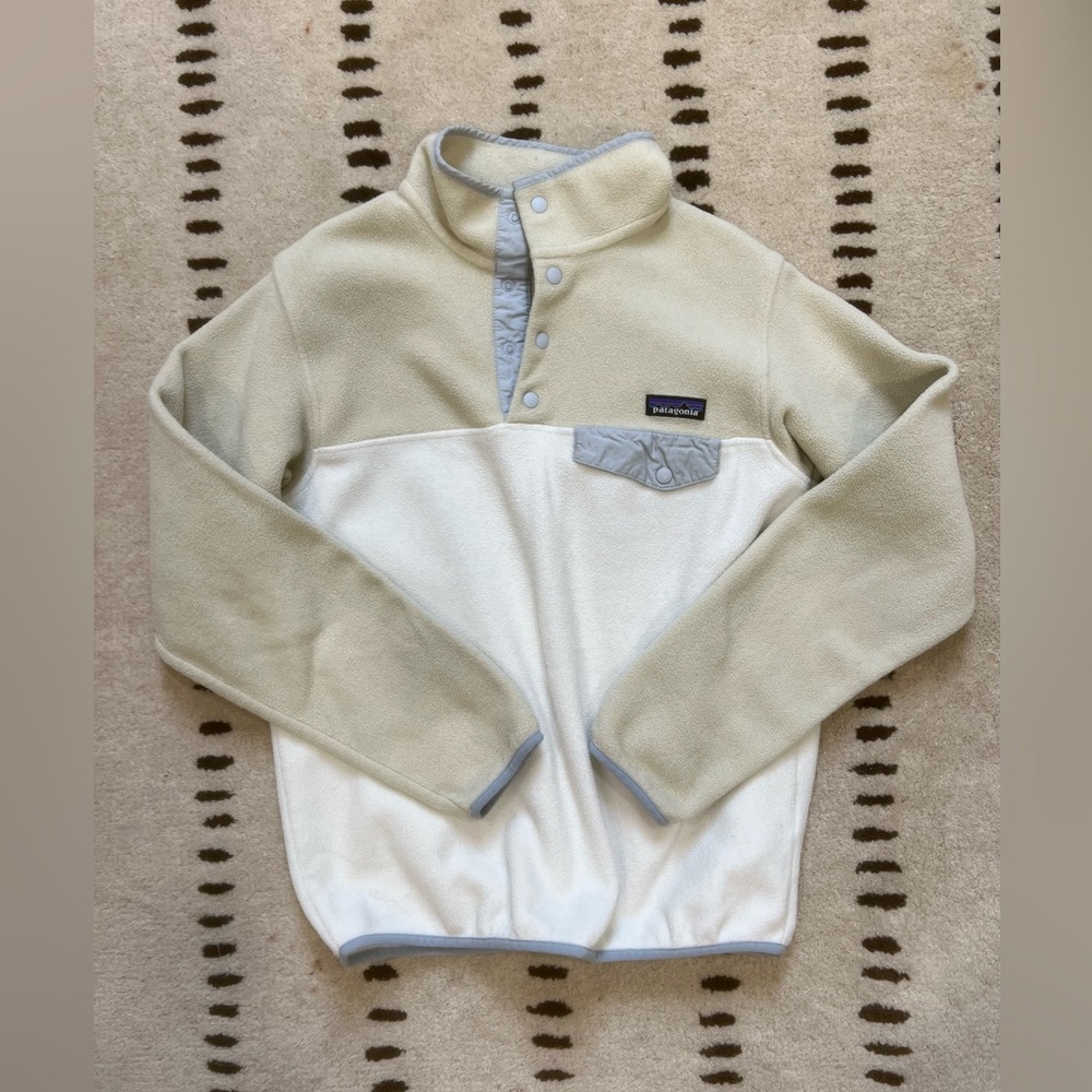 Neutral Patagonia Fleece